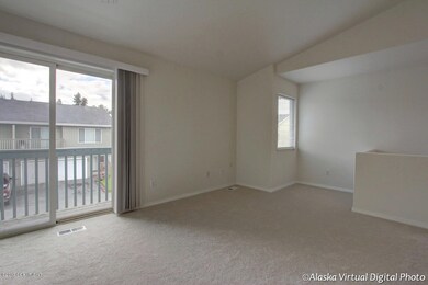 Great room w/deck & nook