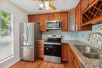 7930 Edgebrook Unit H 10 of 24