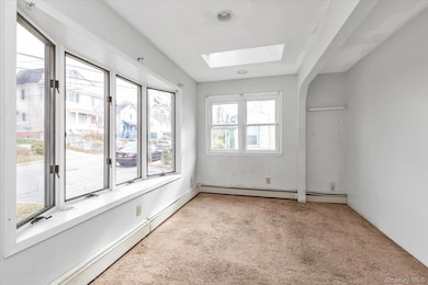 8 Jackson St, Glen Cove, NY 11542 - photo 4