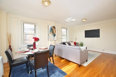 Warwick Condos unit 742, Brookline, MA 02446 - photo 4