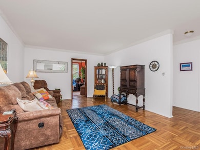 The Blackstone unit 5H, Bronx, NY 10463 - photo 5