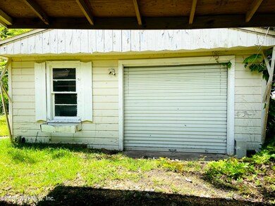 1112 Pangola Dr, Jacksonville, FL 32205 - photo 6