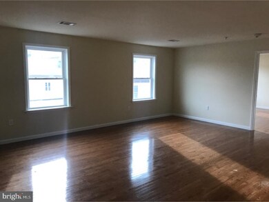 305 W Main St, Lansdale, PA 19446 - photo 4