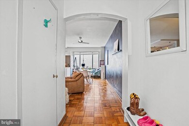 General Scott Apartments unit 501, Washington, DC 20036 - photo 3