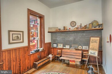 607 Moores Mountain Rd, Mechanicsburg, PA 17055 - photo 2