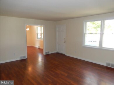 222 Sandra Rd, Wilmington, DE 19803 - photo 2