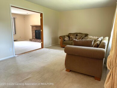 1147 Hillgate 3