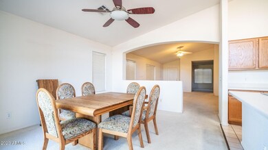 1100 Santa Cruz 12