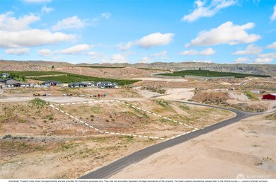 0 S Valiant Dr unit 18 NWM2392419, East Wenatchee, WA 98802 - photo 2