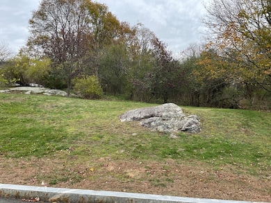 12B Cheever Ave, Saugus, MA 01906 - photo 3