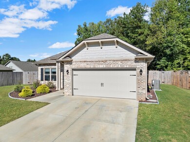 241 Magnolia Villas Dr, Cornelia, GA 30531 - photo 2