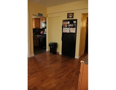593 Summer St unit 2, Lynn, MA 01905 - photo 2