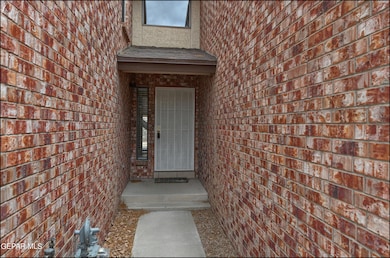 7061 Portugal Dr unit C, El Paso, TX 79912 - photo 4