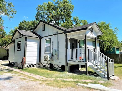 8714 Allwood St, Houston, TX 77016 - photo 2