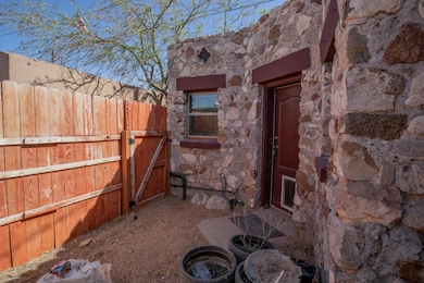 3204 Memphis Ave unit B, El Paso, TX 79930 - photo 2