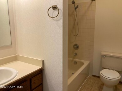 5620 E 40th Ave unit C303, Anchorage, AK 99504 - photo 6