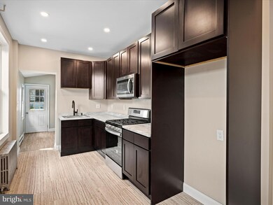 315 N 11th St, Reading, PA 19604 - photo 5