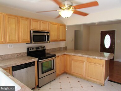 12 Sunnyside Dr, Stafford, VA 22554 - photo 2