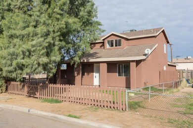 1346 W Apache St-2