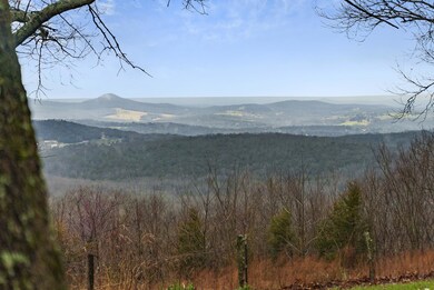 TABLE ROCK LAKE HOME ACREAGE