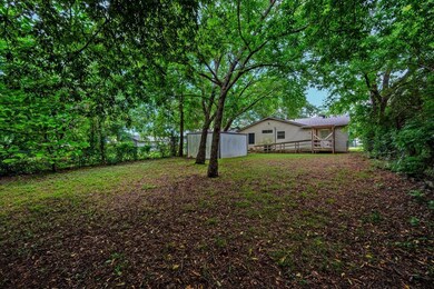 1027 W Star St, Denison, TX 75020 - photo 7