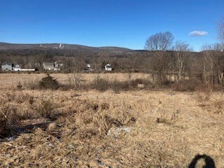 11 San Souci Dr, South Hadley, MA 01075 - photo 2