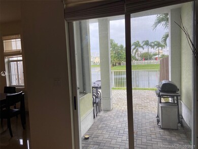 10717 NW 75th St, Doral, FL 33178 - photo 7