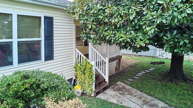 417 19th St, Dunbar, WV 25064 - photo 2