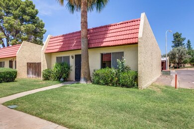 3411 W Del Monico Ln, Phoenix, AZ 85051 - photo 2