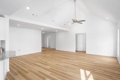 275 Knight Dr, Tuscumbia, AL 35674 - photo 4