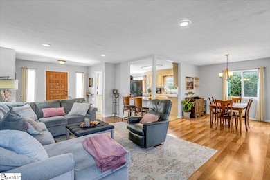 10 Kindlin Way, Taylors, SC 29687 - photo 5