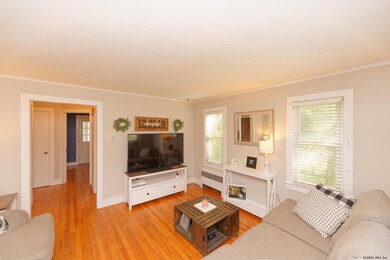 51 Hillview Ave, Rensselaer, NY 12144 - photo 4