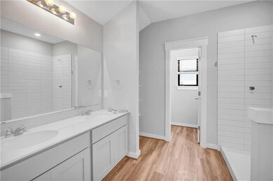 232 Fieldwood Dr unit B, Mustang Ridge, TX 78610 - photo 7