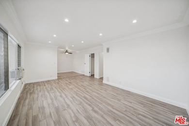 1215 N Hayworth Ave unit 104, West Hollywood, CA 90046 - photo 2