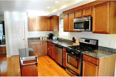 27 Llewellyn St, Lowell, MA 01850 - photo 4