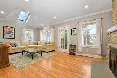 45 Margaret Rd, Newton Highlands, MA 02461 - photo 4