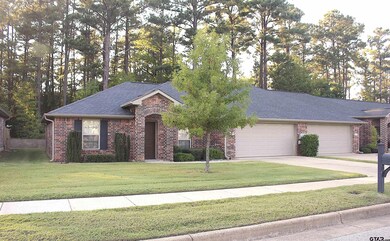 5071 Shiloh Village Dr, Tyler, TX 75703 - photo 2