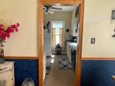 457 N West St, Tipton, IN 46072 - photo 5