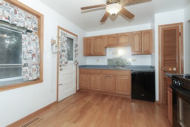 2303 Oak Ln, Rolling Meadows, IL 60008 - photo 5