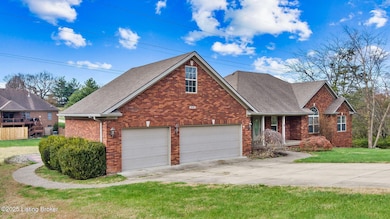 239 Village Circle Dr, Shepherdsville, KY 40165 - photo 2