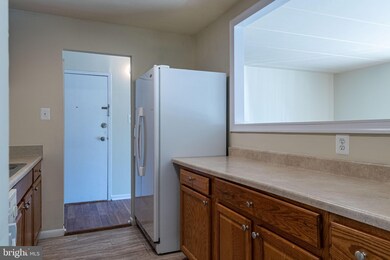 6011 Emerson St unit 213, Bladensburg, MD 20710 - photo 7