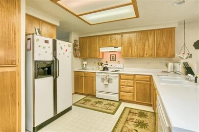 2470 Savannah Dr, Central Point, OR 97502 - photo 6