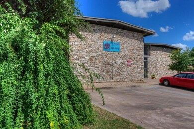 3011 Whitis Ave unit 202, Austin, TX 78705 - photo 6