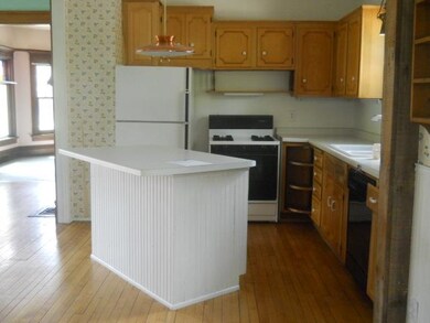 409 Church St, Clinton, WI 53525 - photo 7