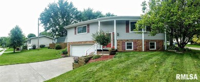 3620 N Elmwood Ave, Davenport, IA 52806 - photo 2