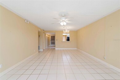 6999 W Cntry Club Dr N unit 125, Sarasota, FL 34243 - photo 5