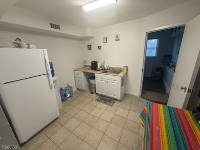 918 N Wood Ave, Linden, NJ 07036 - photo 5