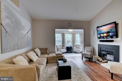 9224 Cardinal Forest Ln unit K, Lorton, VA 22079 - photo 3