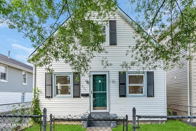 211 Shore Blvd, Keansburg, NJ 07734 - photo 2