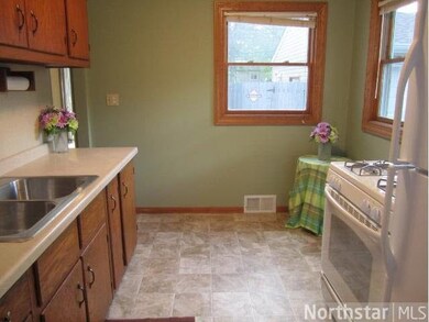 8925 Emerson Ave S, Bloomington, MN 55420 - photo 2